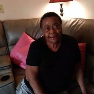 Meet your Posher, Beverly